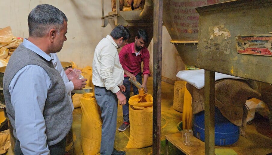 Spice factory raided, samples taken for chilli, coriander and turmeric