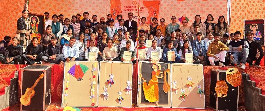 Sania wins singing competition