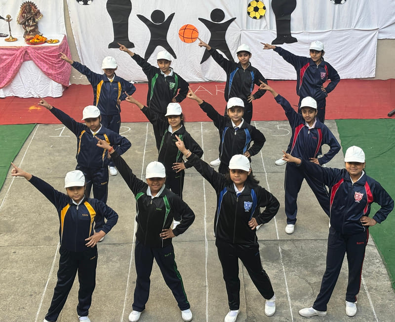 Students showed their strength in the sports competition