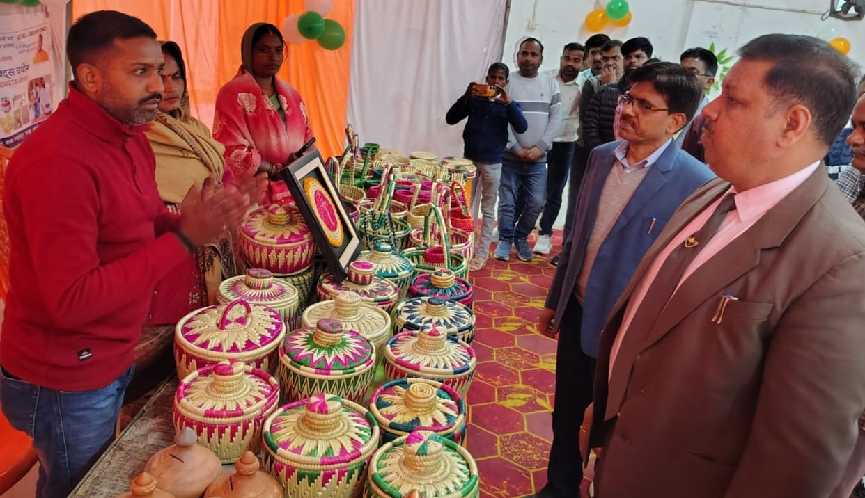 Sale of food, handicrafts and household products