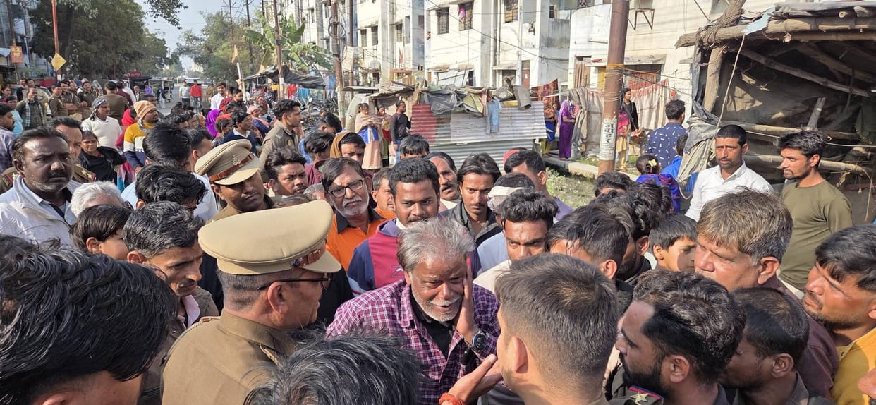 Protested for five hours by blocking the road demanding arrest and compensation