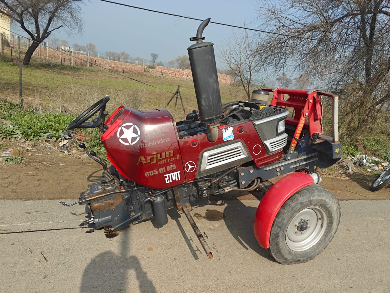 A trolley full of debris sank in Aryanagar, tractor split into two while being pulled out
