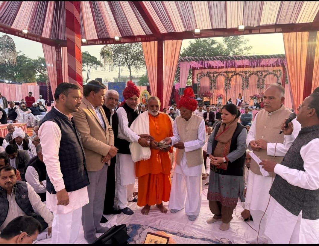 Contractor arranged son's engagement for one rupee, donated Rs 11 lakh to cow shelter and religious institutions