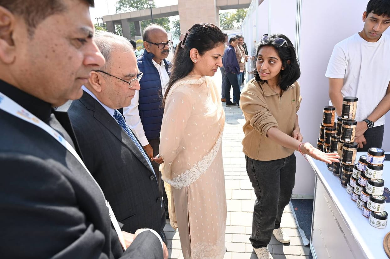 Youth today is giving new energy to the startup ecosystem: Defence Minister Nikhil Khadse