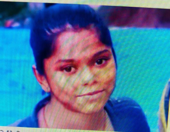 Teenage girl commits suicide by hanging herself