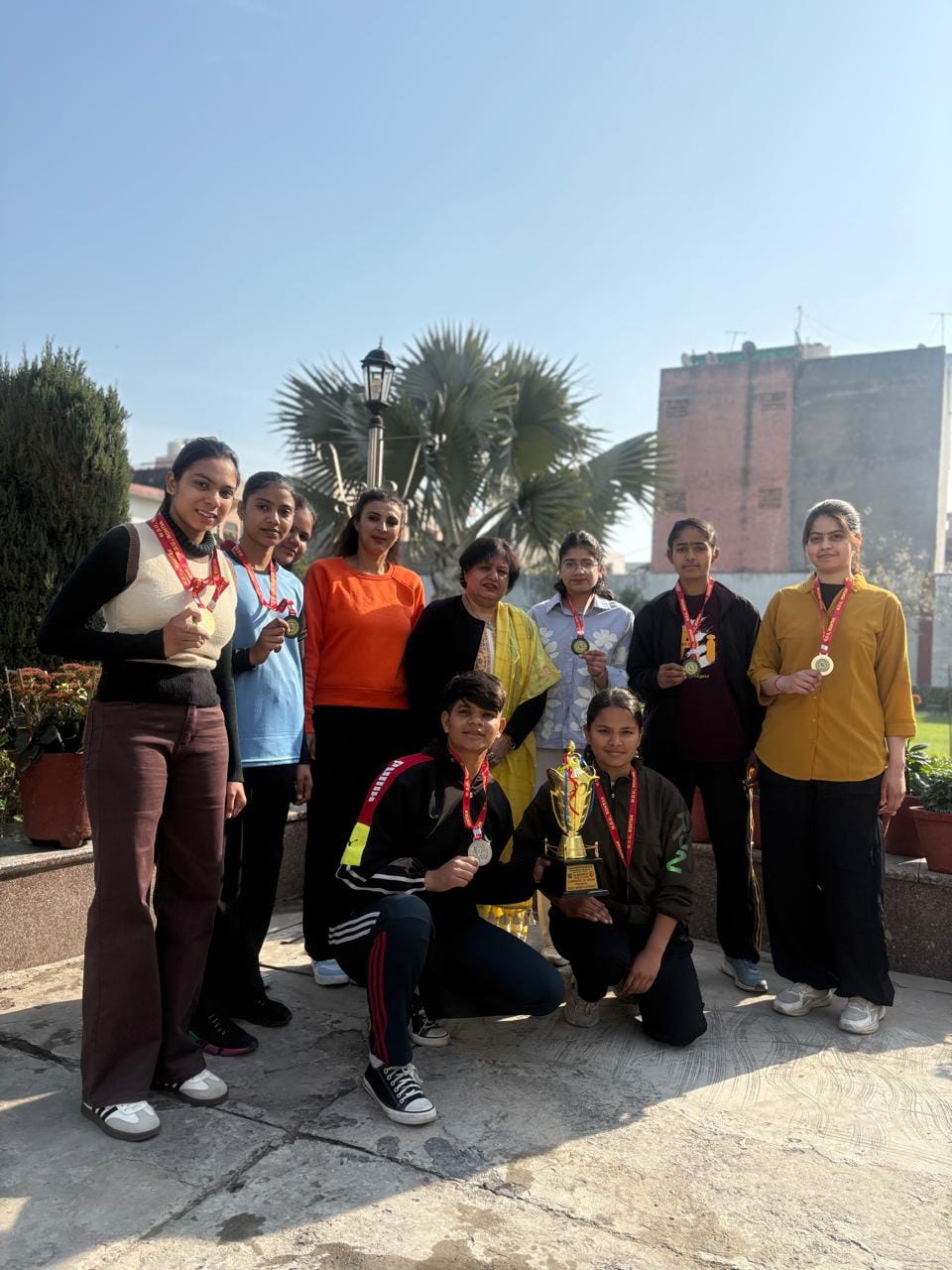 GVM girl students won 10 medals including gold in Inter College Taekwondo