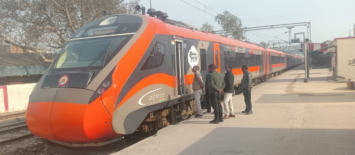 Preparations Underway to Run Vande Bharat Train from Jammu to Srinagar Ahead of Amarnath Yatra