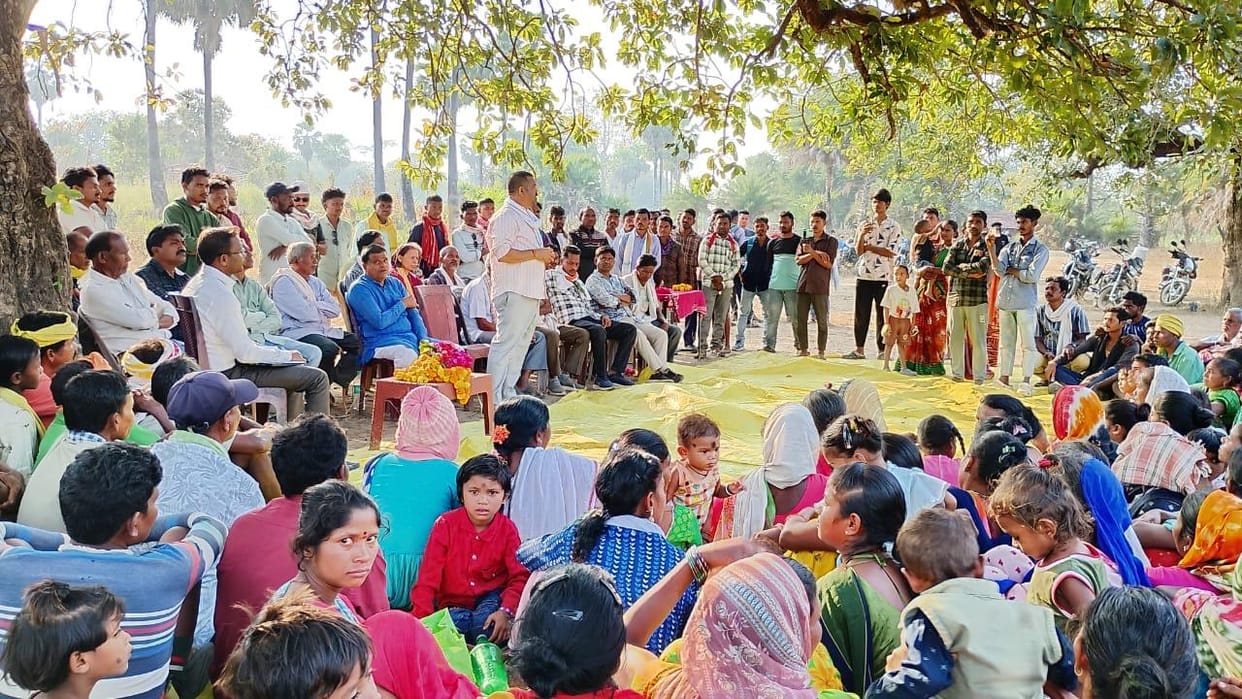 Congress MLA visits National Park Vikram Mandavi has direct conversation with villagers in Bijapur