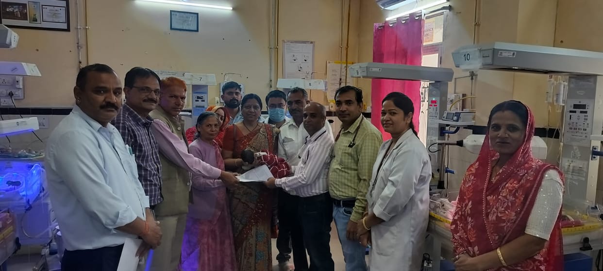 A newborn baby boy was found in the crèche of Sirohi Women's Hospital