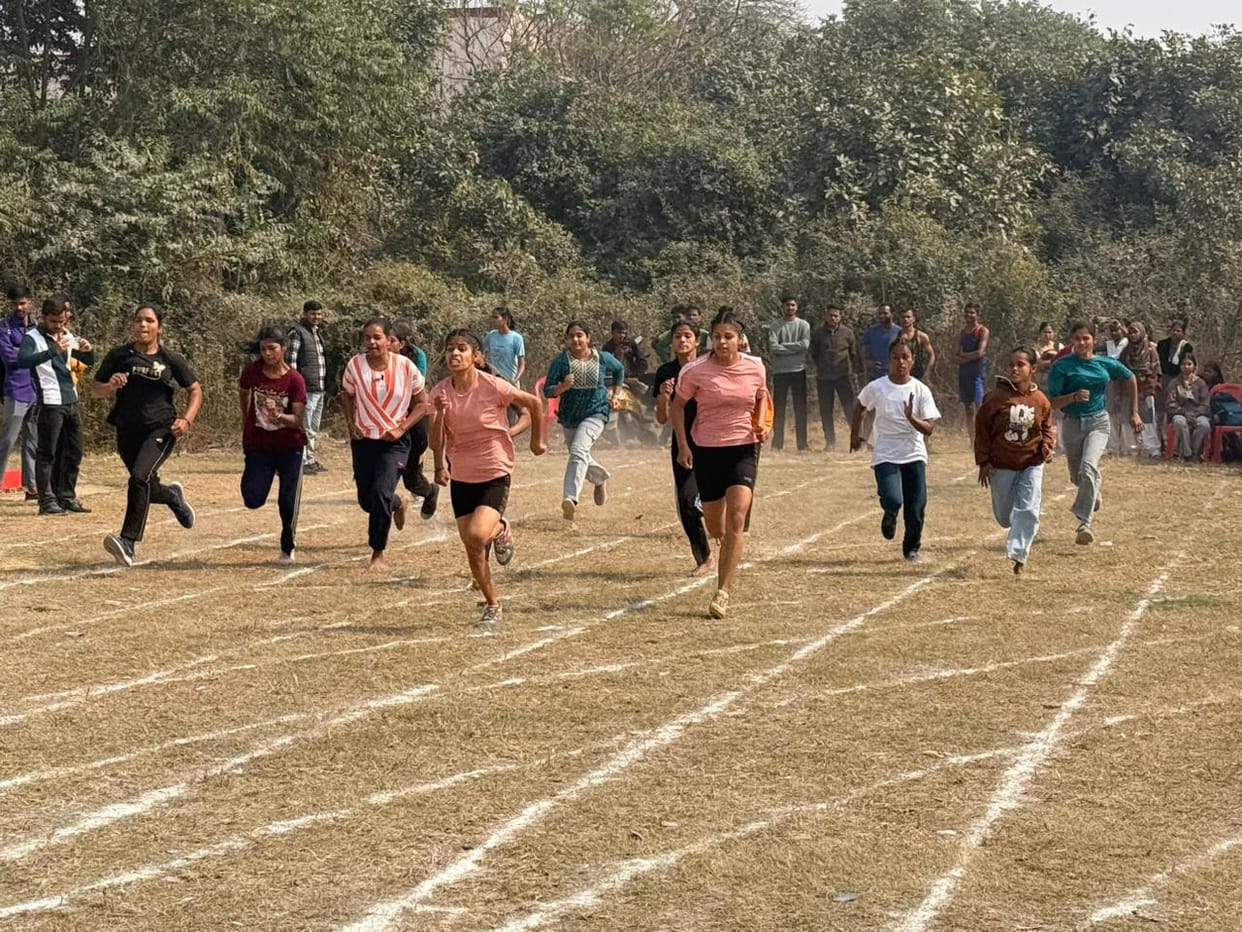 Rahul in the boys category and Kajal Paswan in the girls category became the overall champions.