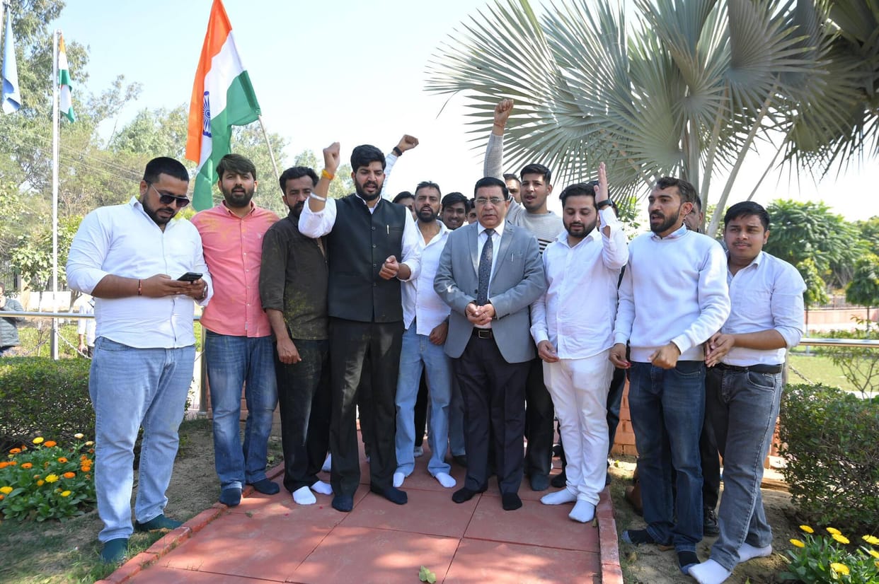 ABVP took out Tiranga Yatra