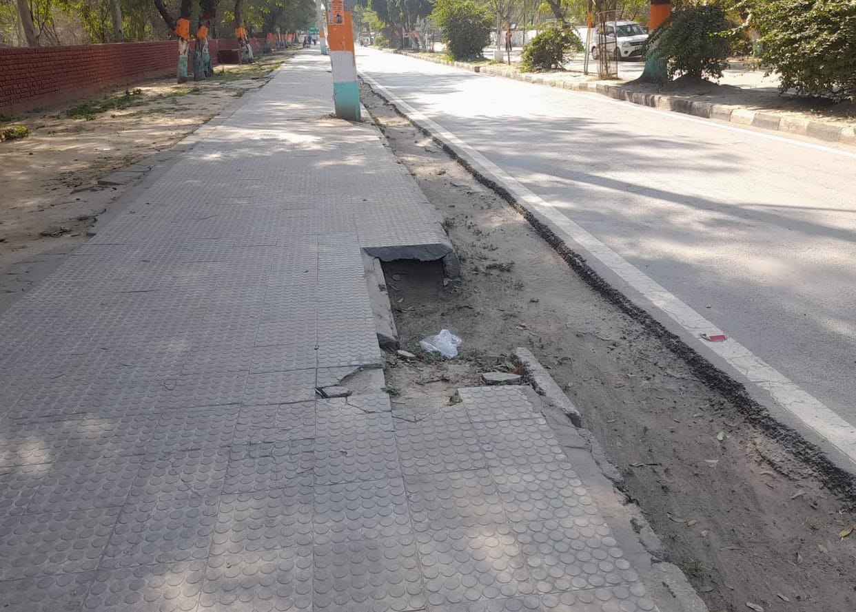 problem due to dilapidated footpath