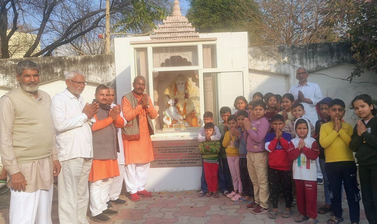 Vishwakarma community has played an important role in the development of the country: Jangra