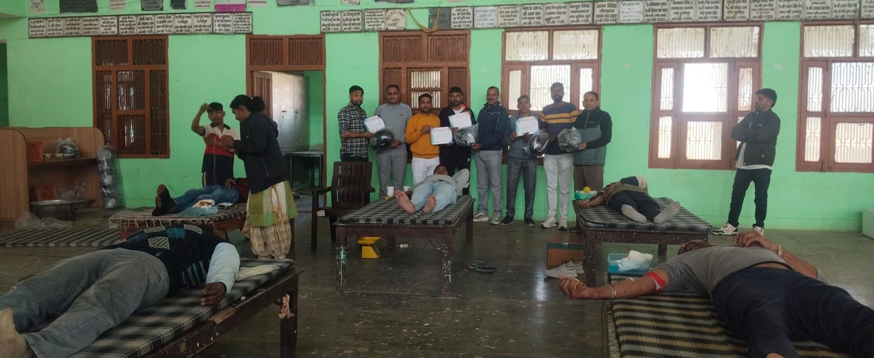 83 people donated blood in a camp in memory of the Pulwama martyrs.