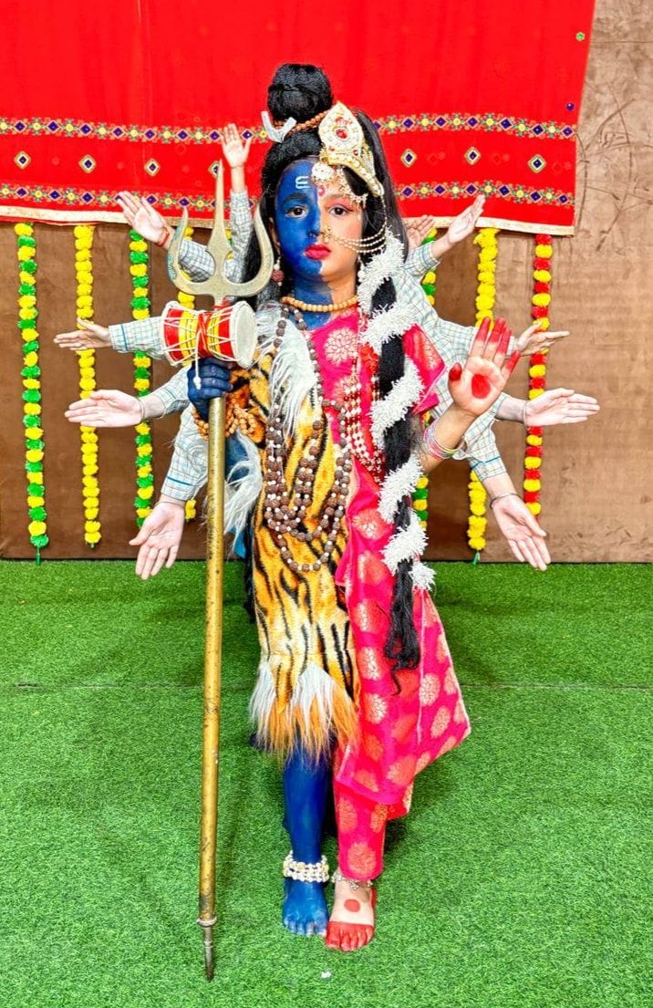 The Ardhanarishvara form captivated the audience.