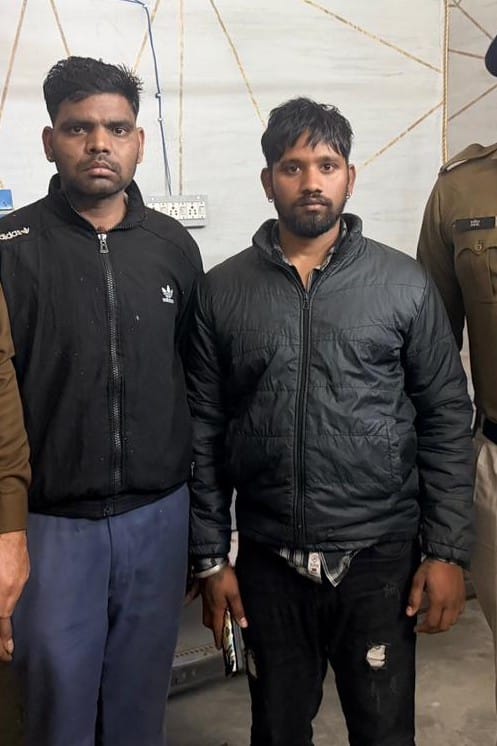 Used to steal phones of passengers in trains, used to go to Nepal and bargain
