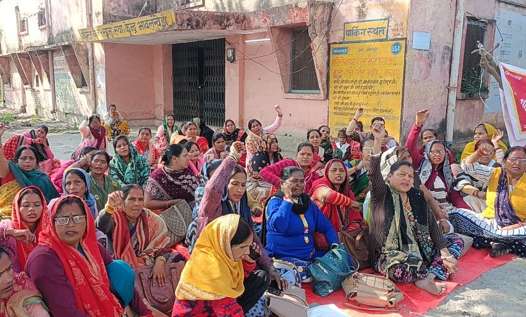 Asha workers staged protests in seven blocks over non-payment of wages.