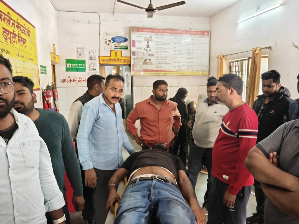 Fight in Korwan village due to election rivalry, two people injured