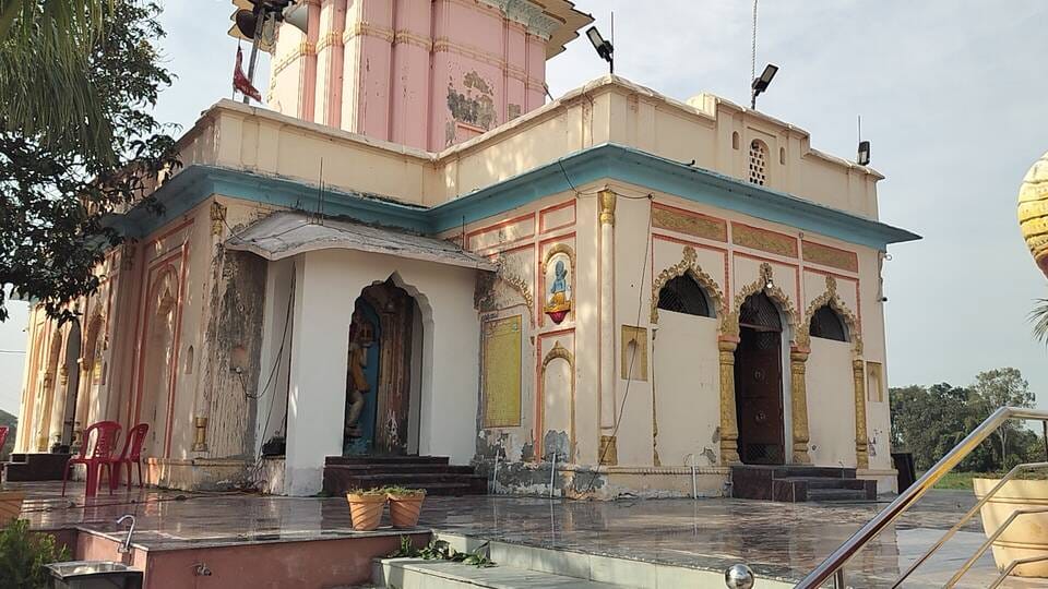 Vighneshwarnath Dham is a symbol of unwavering faith