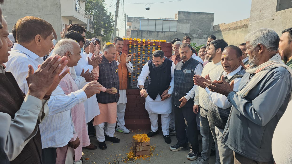 The unpaved lanes of Mohan Nagar will be paved with interlocking tiles at a cost of Rs 98.50 lakh.