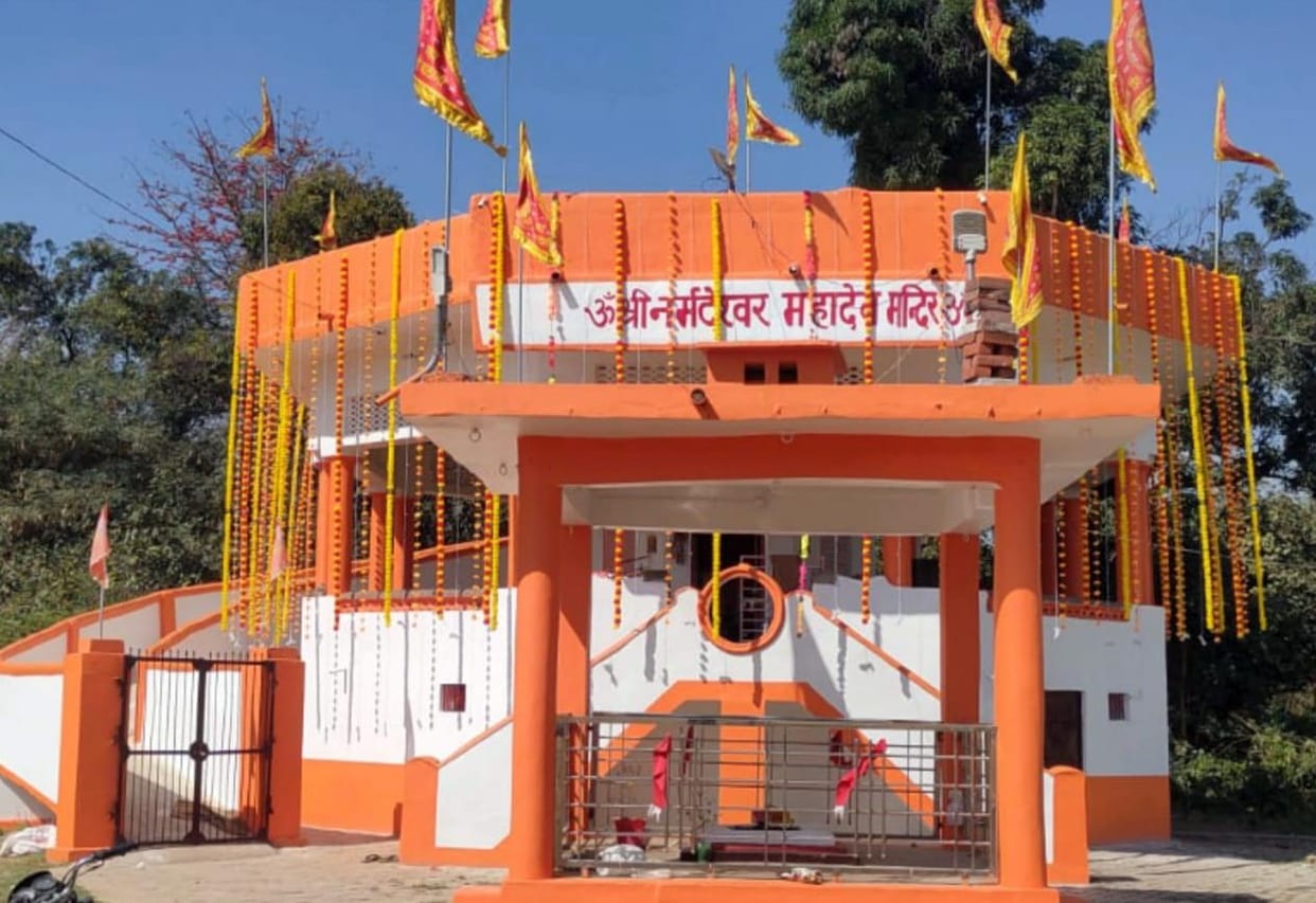 Mahashivratri tomorrow, Shiva temples are being decorated in the city