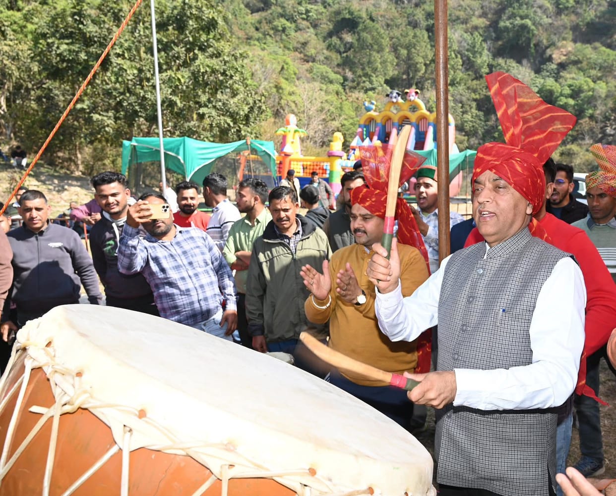 Lakhdata Peer Dangal fair begins at Dhui Diwan in Jwalamukhi.