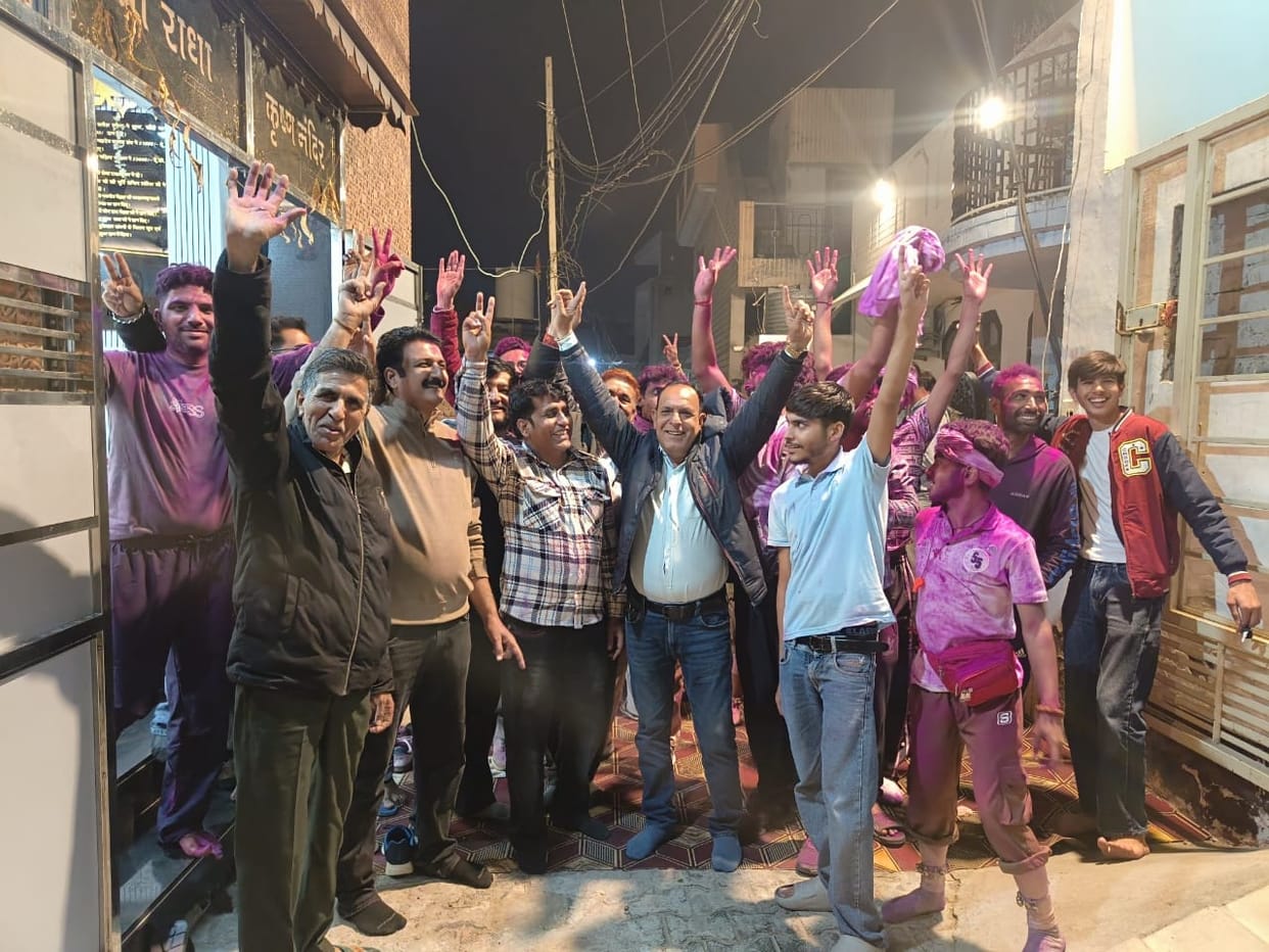 Celebrations mark India's victory over Pakistan