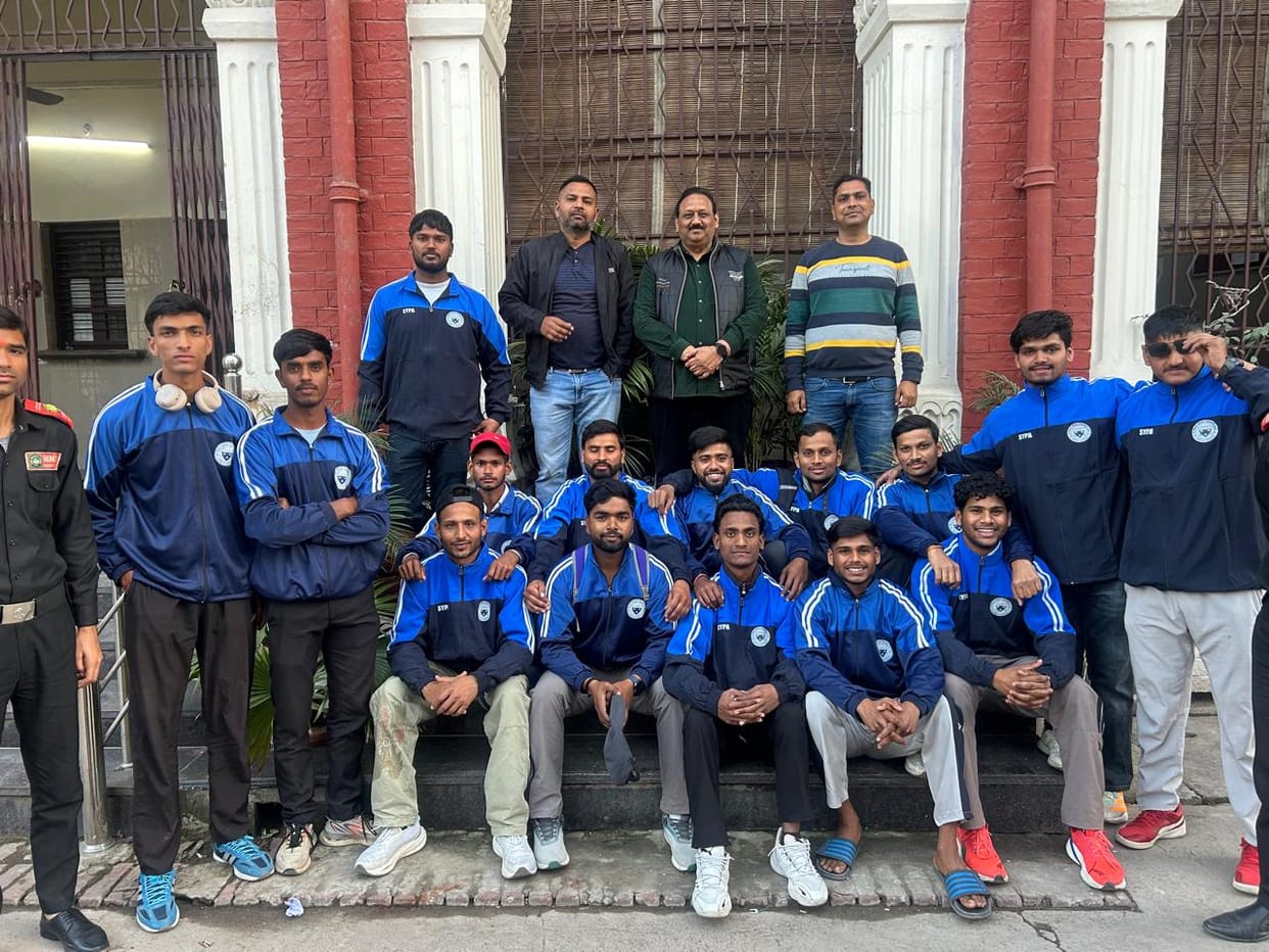 University handball team leaves for Patiala