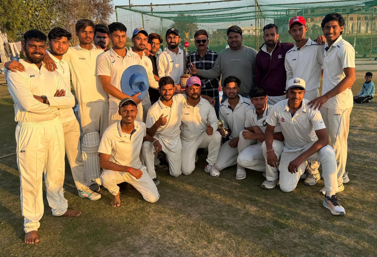 Team B became the champion in the Senior District Cricket League