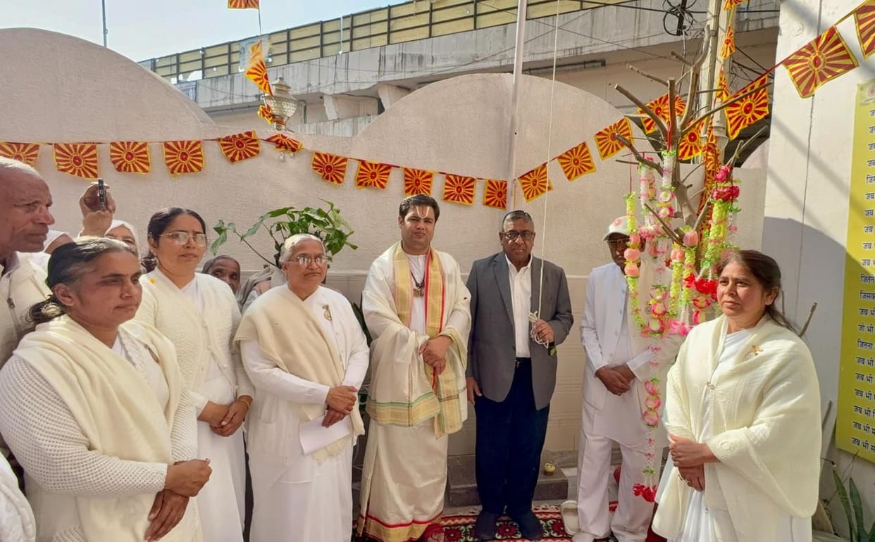 Brahma Kumari University organized a Kalash Yatra on the occasion of Shiva Jayanti.