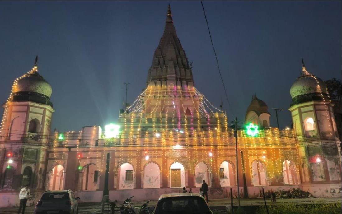 Vehicles will be stopped 500 meters before, devotees will reach on foot.