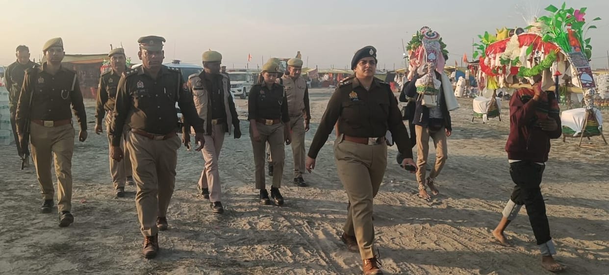 Officials kept an eye on the arrangements for the Kanwar fair.