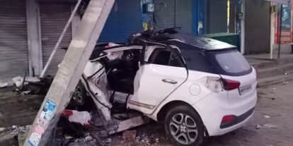 A speeding car collided with an electric pole in Jui, killing one person and injuring two others.