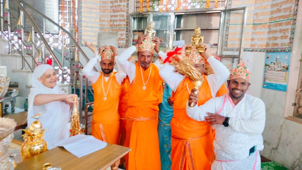 All sorrows end with forgiveness and restraint: Bhav Bhushan Maharaj
