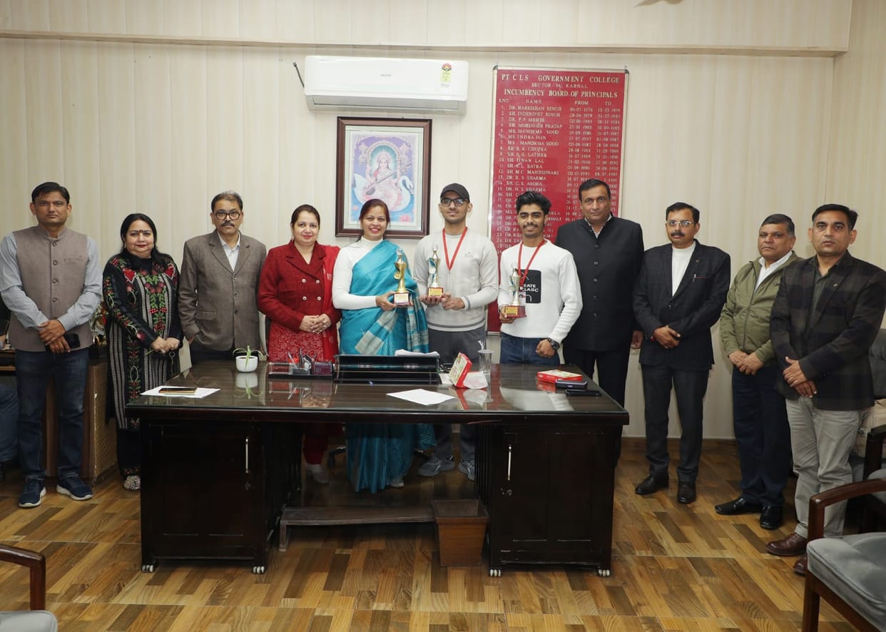 Presenting AI model in state level science exhibition won first prize