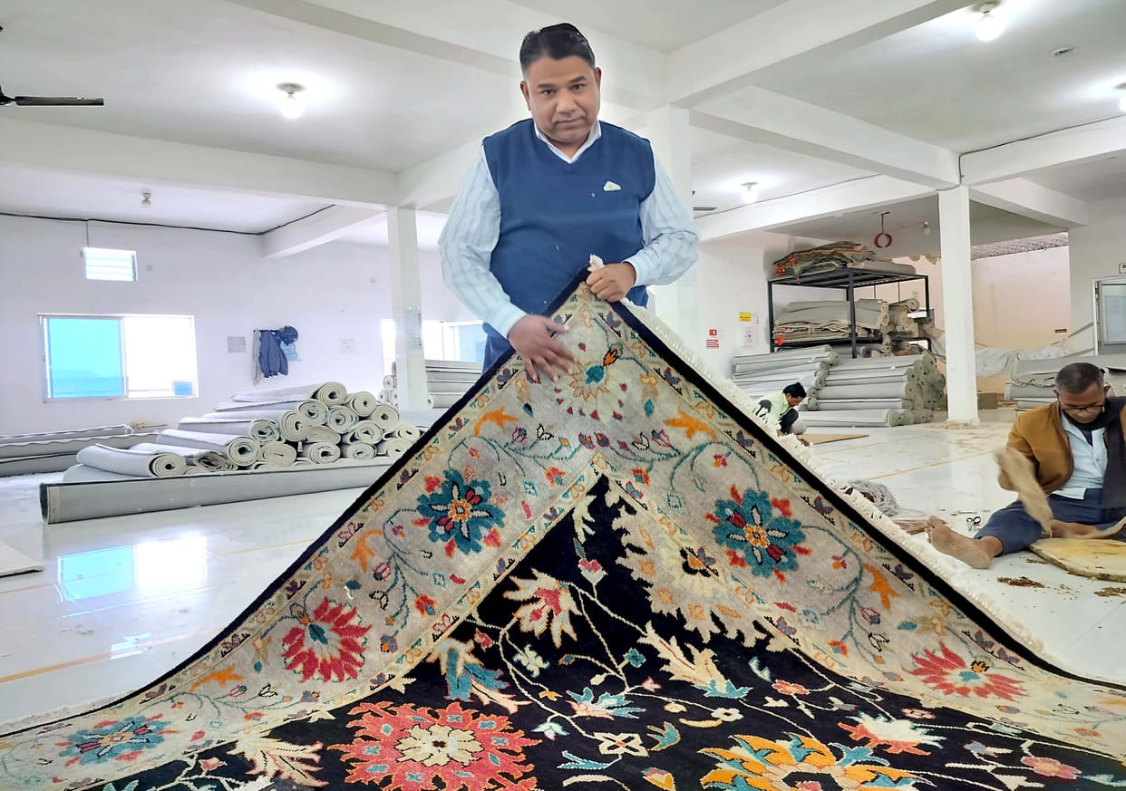 The number of hand-knotted carpet buyers has declined by 80% in three decades.
