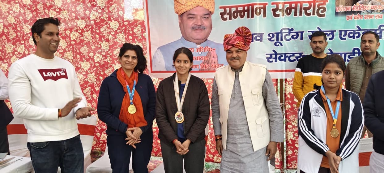 Medal winners honored in shooting championship