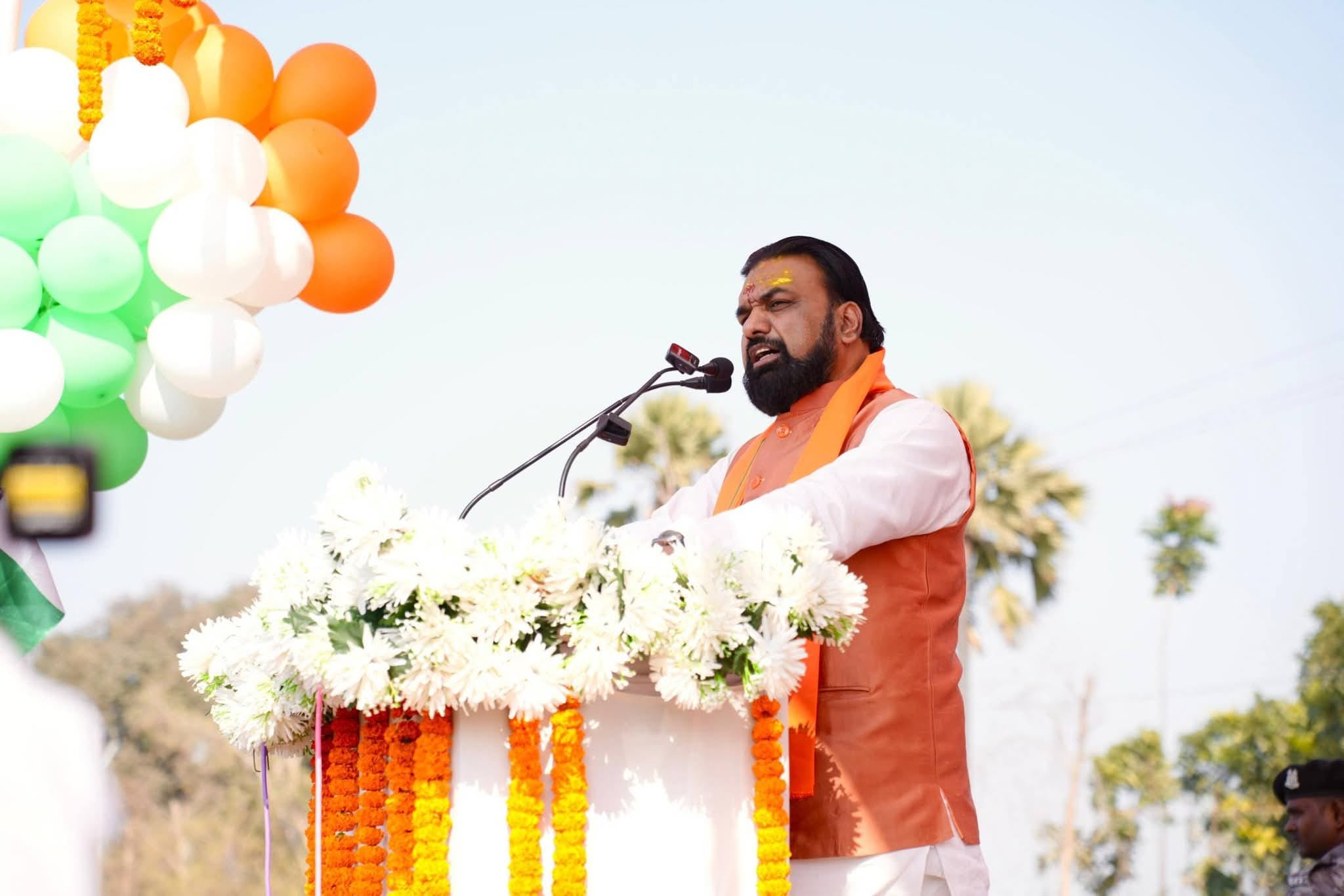 सभा को संबोधित करते बिहार के उपमुख्यमंत्री सम्राट चौधरी