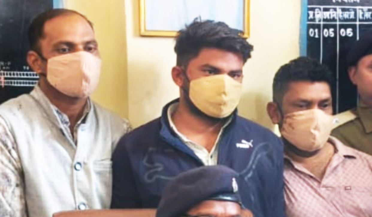 Three members of a train theft gang arrested
