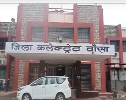 Voting will be held in 362 gram panchayats in the district: 10.7 lakh voters in 14 Panchayat Samitis;