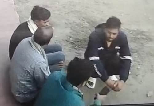 वायरल वीडियो के बाद पुलिस ने की कार्रवाई