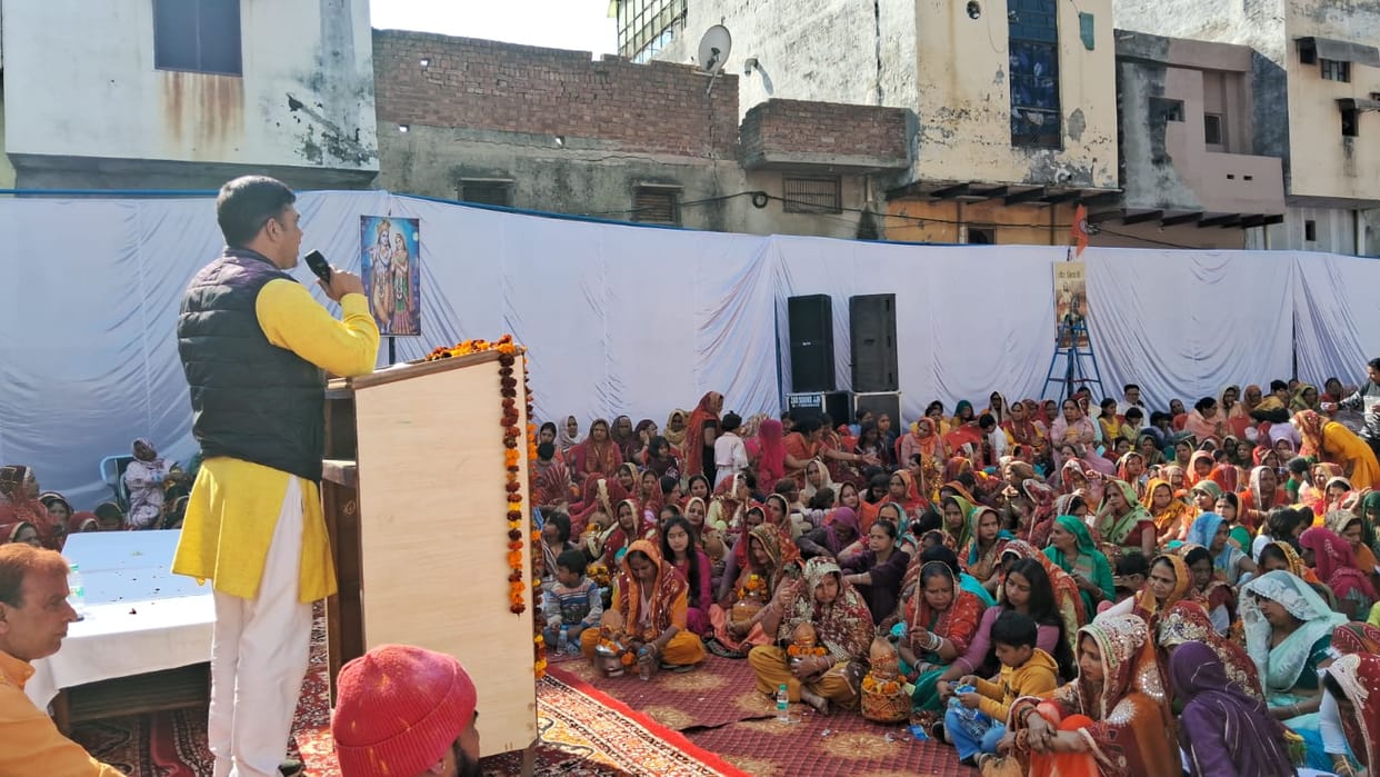 "There is a need to break the bonds of caste and unite Hindus."