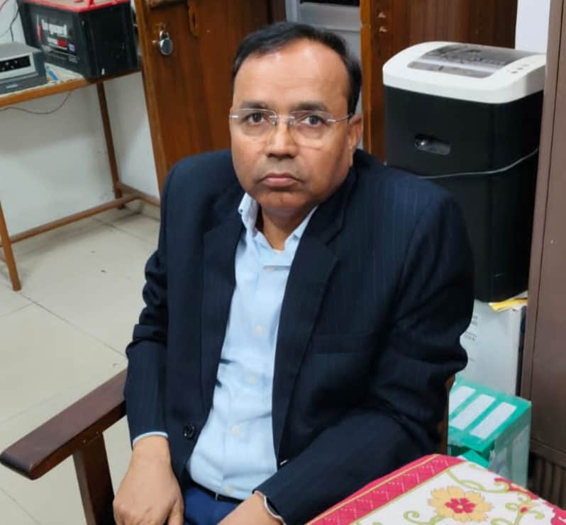 AVVNL के सुपरिंटेंडिंग इंजीनियर रिश्वत लेते रंगे हाथों गिरफ्तार