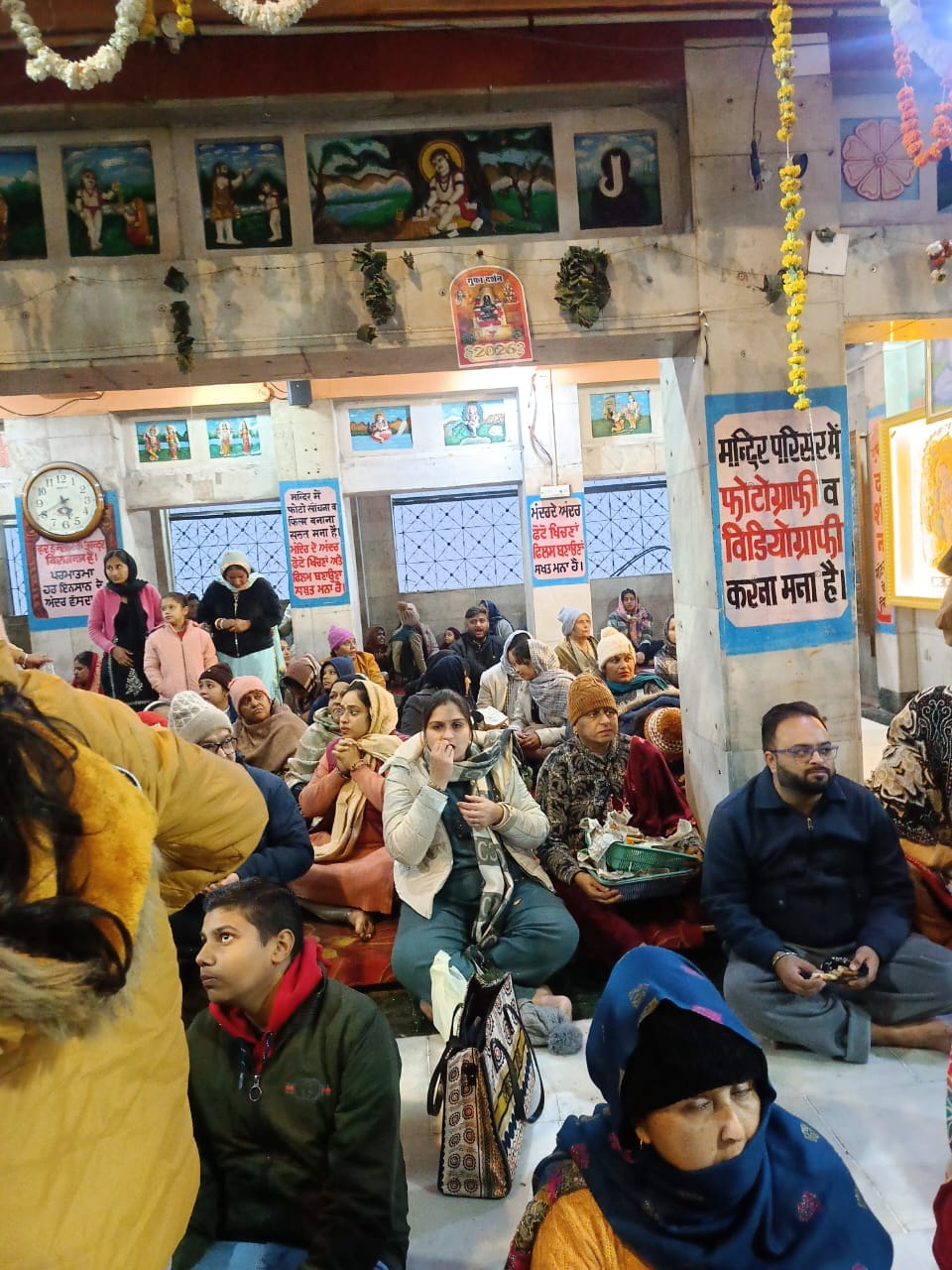 20,000 devotees paid obeisance at the court of Baba Balak Nath.