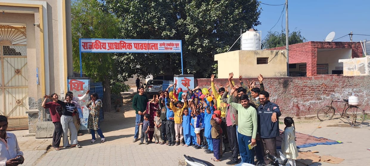 protest for mid day meal cook