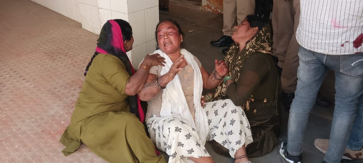 mainpuri news road accident boy death