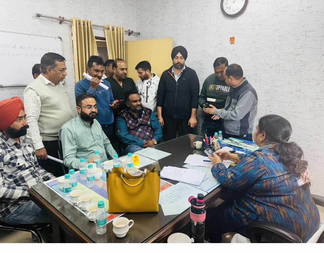 Fortified rice mills allege supply irregularities, with shellers claiming it is being issued to those paying 20-30 rupees more