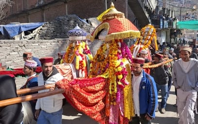 Mahashivratri fair begins with the arrival of the deity