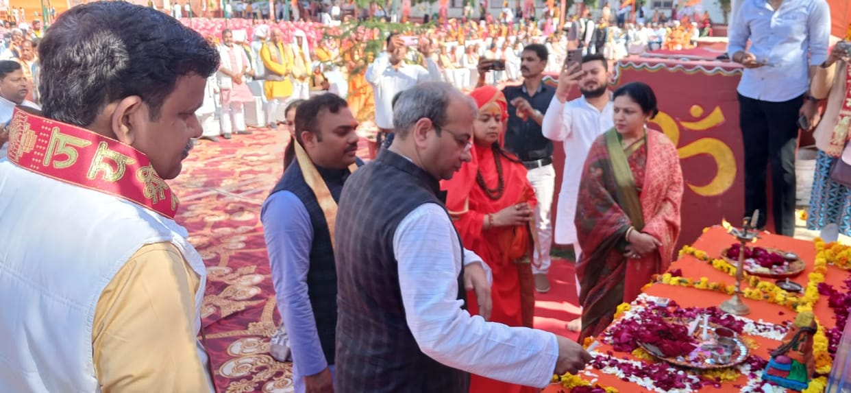 Pledge to remain united at Hindu conference
