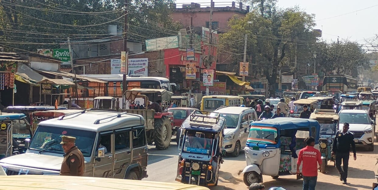 E-rickshaws...color coding fades in the city, traffic jams increase again